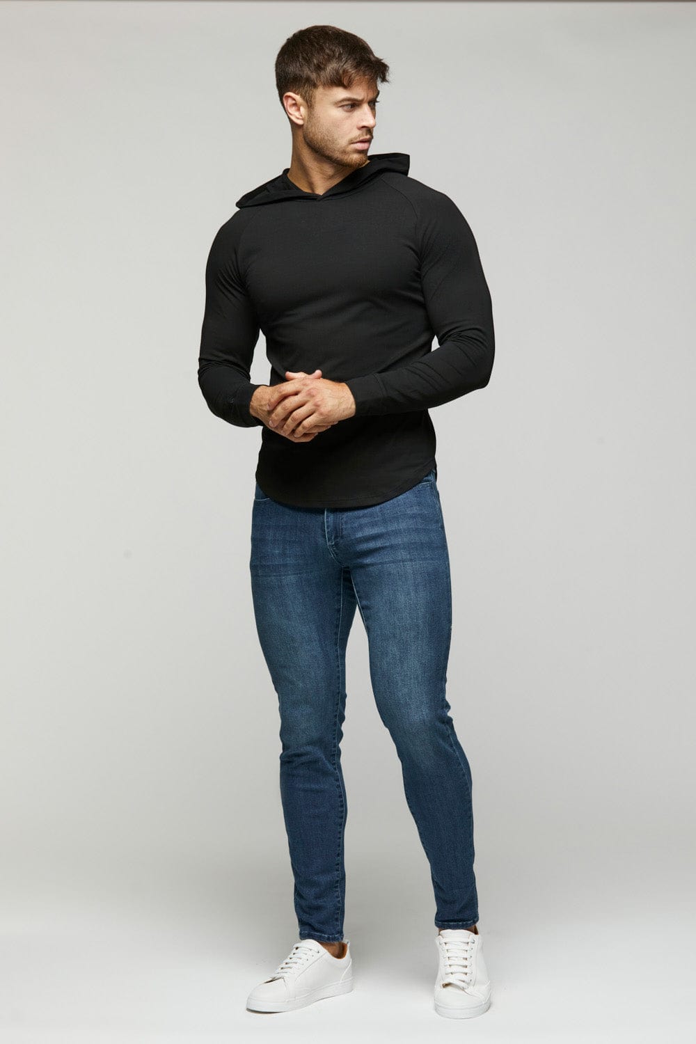 Hooded T-Shirt Long Sleeve in Black - TAILORED ATHLETE - ROW