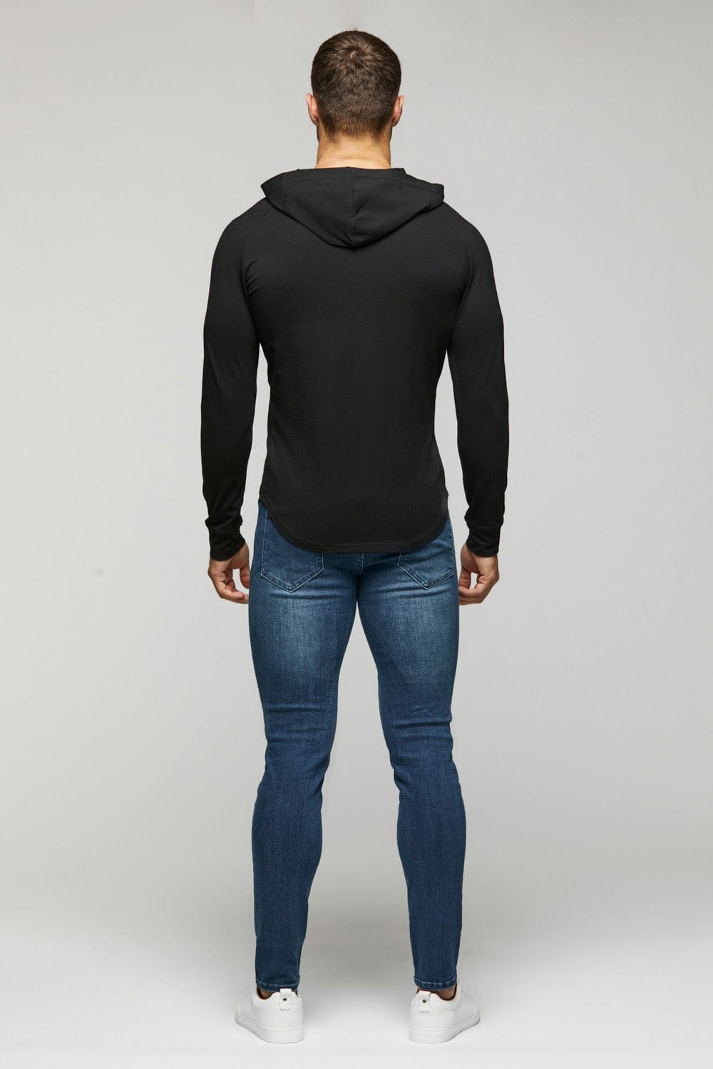 Hooded T-Shirt Long Sleeve in Black - TAILORED ATHLETE - ROW