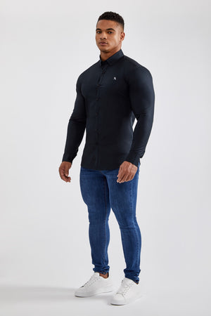 Muscle Fit Signature Shirt in Black - TAILORED ATHLETE - ROW