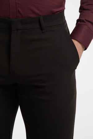 Muscle Fit Essential Trousers 2.0 in Black - TAILORED ATHLETE - ROW