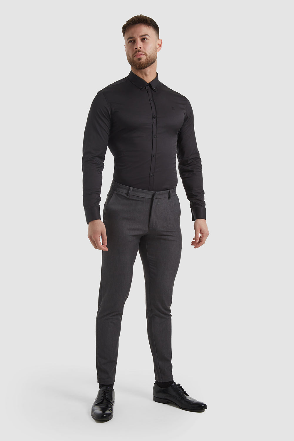 Muscle Fit Essential Trousers 2.0 in Charcoal - TAILORED ATHLETE - ROW