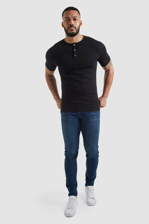 Everyday Henley T-Shirt in Black - TAILORED ATHLETE - ROW